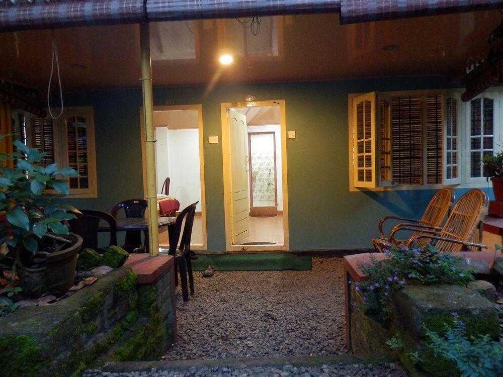 Green Garden Cottage Текади Екстериор снимка