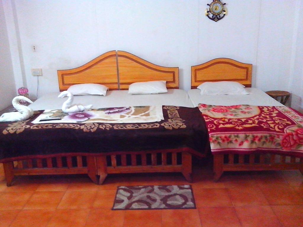 Green Garden Cottage Текади Стая снимка