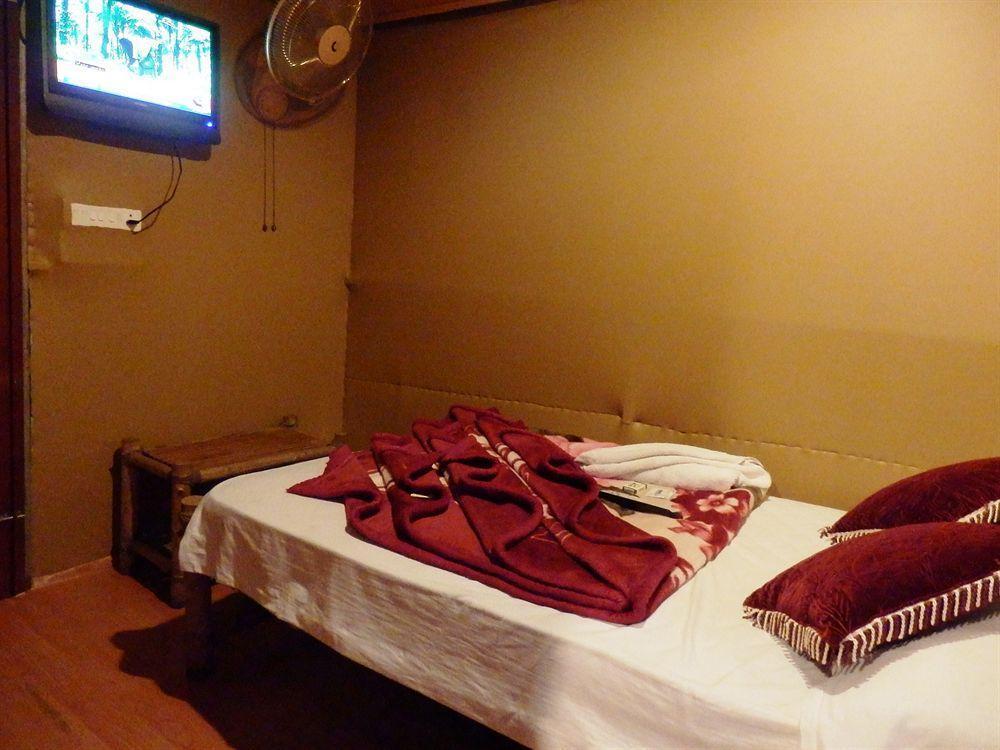 Green Garden Cottage Текади Екстериор снимка