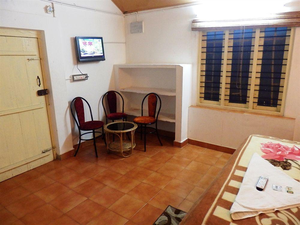 Green Garden Cottage Текади Екстериор снимка